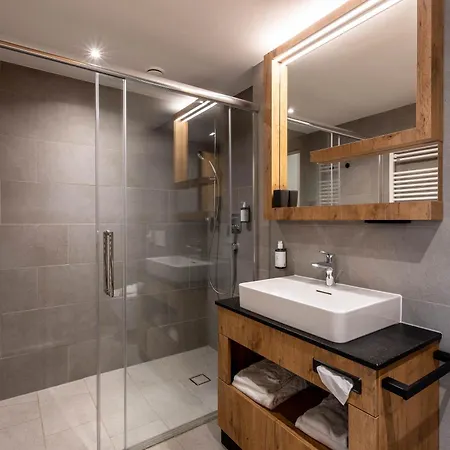 Keyone Homes Zwieselstein 3*