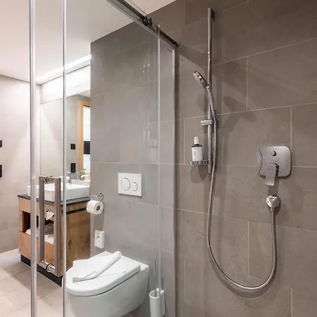 Keyone Homes Zwieselstein Konukevi